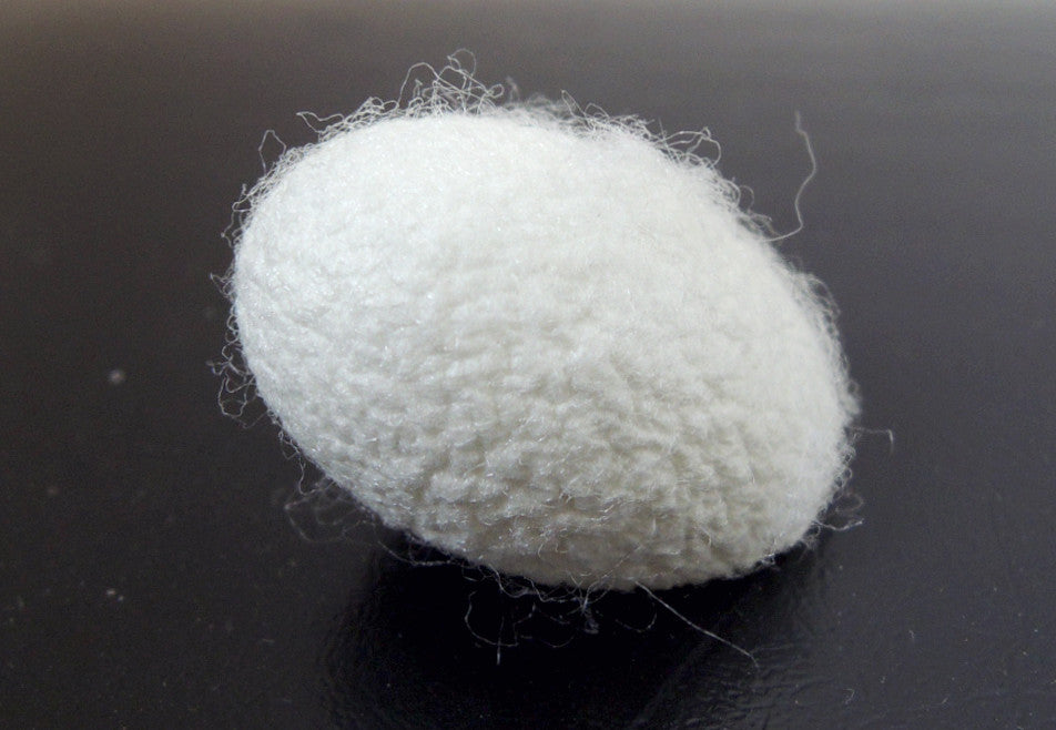 Tooth Cleaning Cocoon Ball With Long String